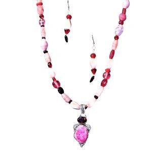 New Uniquely Artisan Pink Agate Pendant Necklace & Earring Set
